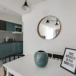 Promenade Best Bakeries From A Cozy Boho 1 Bedroom