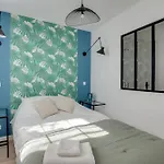 Promenade Best Bakeries From A Cozy Boho 1 Bedroom